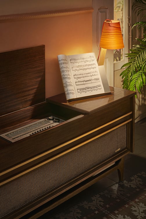 Lana & John. LZF Asterisco Table Lamp